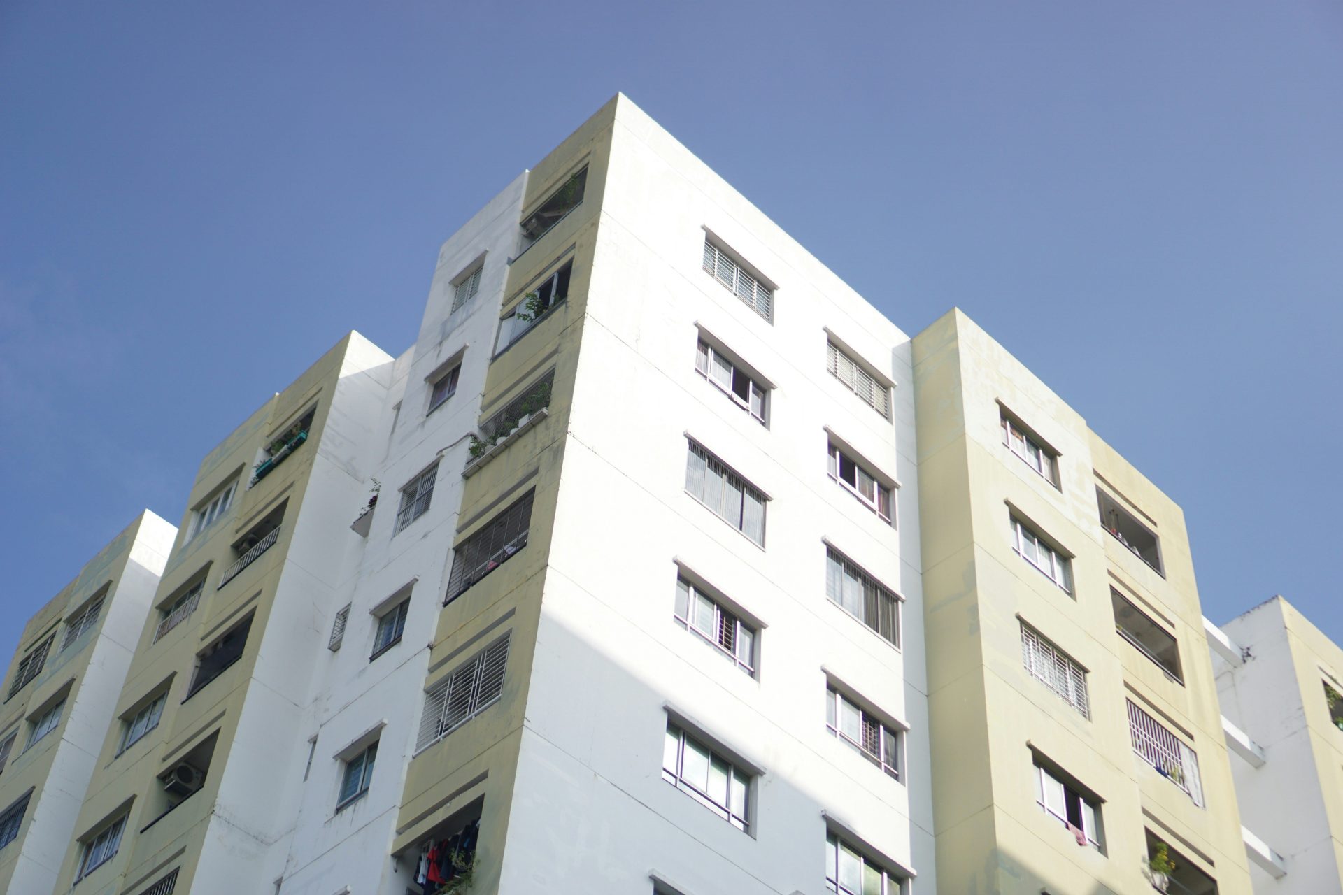 a tall white building